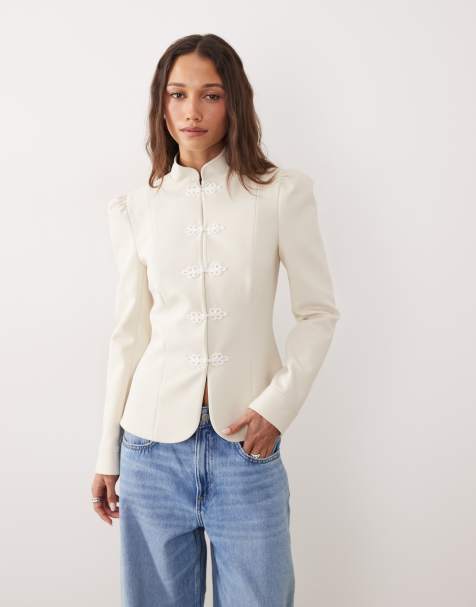 Miss Selfridge – Elegante Jacke in Elfenbein mit Puffärmeln - view 1