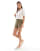 Thumbnail 1 van 5