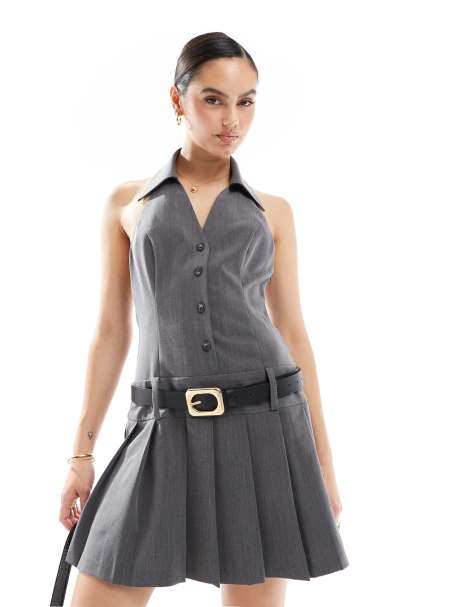 Miss Selfridge - Elegante zwierige mini-jurk met halternek en kraagje in grijs - view 1