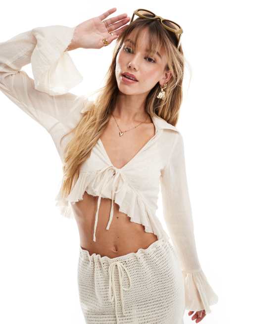 Miss Selfridge – Elfenbensvit, krinklad topp med knytning framtill i bomull