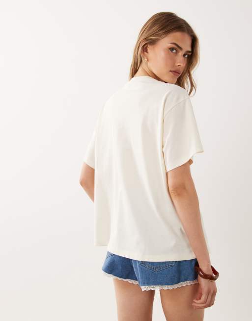 Miss Selfridge embellished boxy t-shirt with beaded starfish in cream, 4 of 4