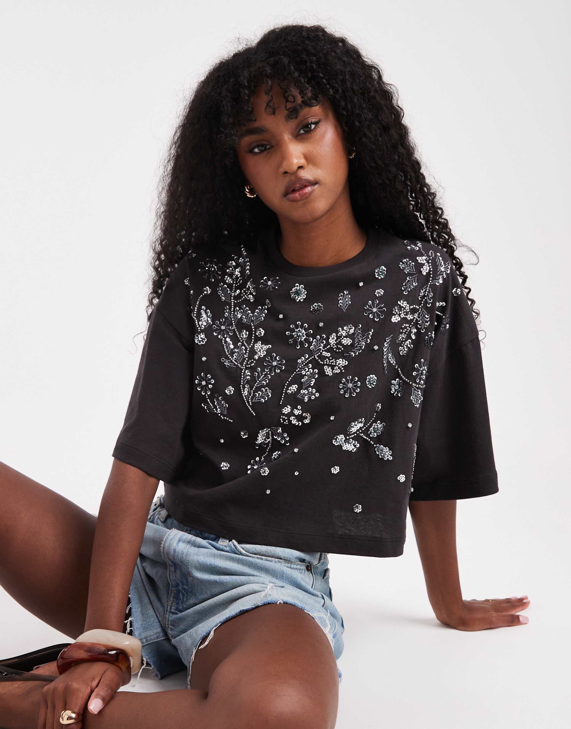 miss selfridge embellished cropped tee in washed gray