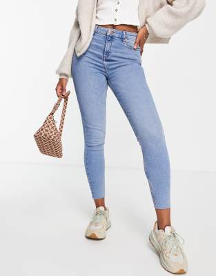 Miss Selfridge - Emily - Knöchellange Jeans mit engem Schnitt & hohem Bund in mittelblauer Waschung