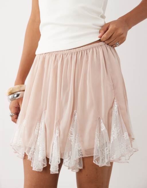Miss Selfridge ensemble coordonné mini-jupe godet en dentelle rose, 3 de 5