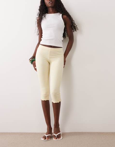 Miss Selfridge ensemble coordonné pantalon capri à rayures couleur buttermilk - view 1