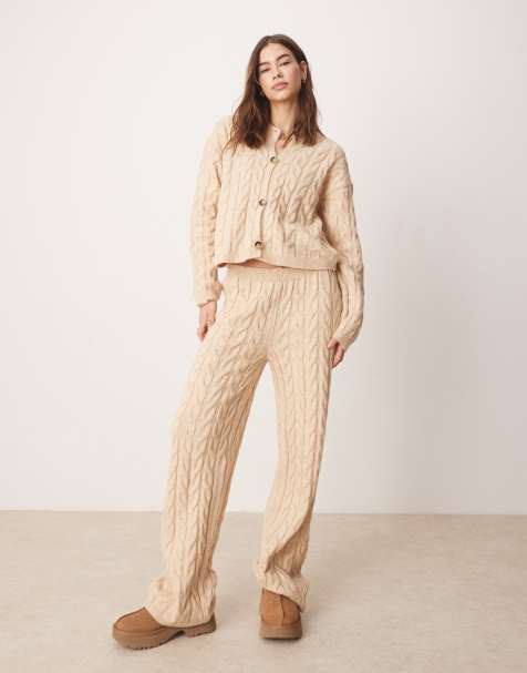 Miss Selfridge - Ensemble en maille torsadée avec pantalon ample et gilet - Grège - view 1