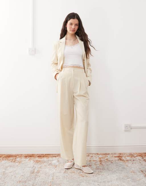 Miss Selfridge - Essential - Coordinato con blazer sartoriale color latticello