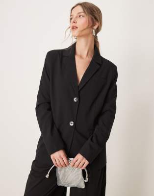 essential oversized blazer in black