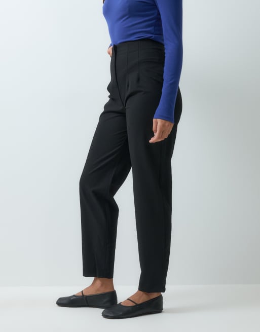 Miss Selfridge - Essentials - Cigarette-broek in zwart, 2 van 5