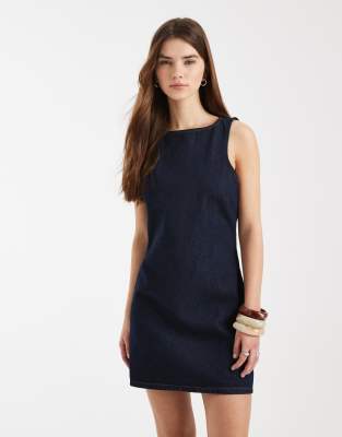 Miss Selfridge - Etuikleid aus Denim in Indigoblau-Lila