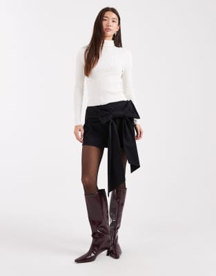 Miss Selfridge Extreme Bow Mini Skirt In Black
