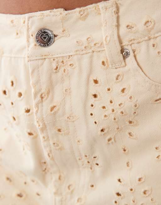 Miss Selfridge eyelet denim shorts in buttermilk wash, 5 of 5