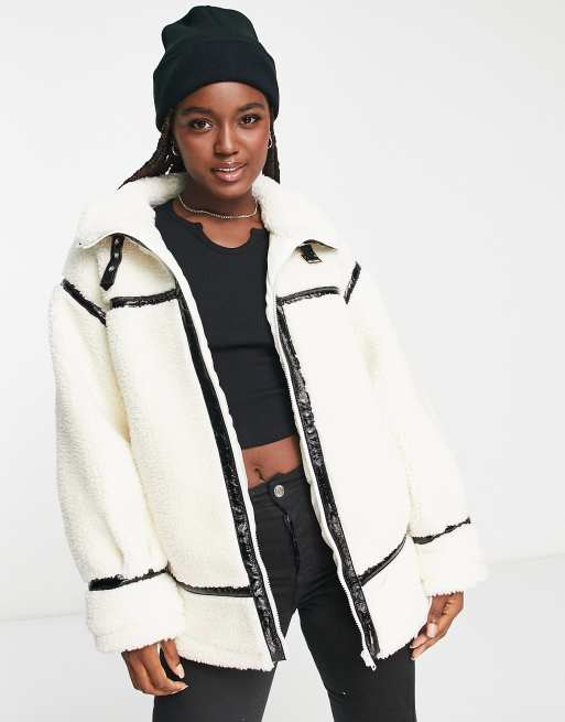 White Faux Fur Collar Zipper Coat