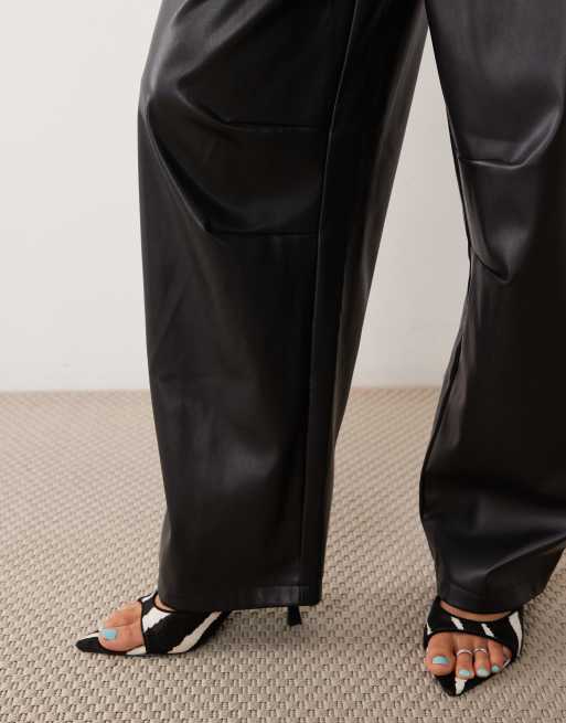 Miss Selfridge faux leather balloon pant in black, 3 of 5