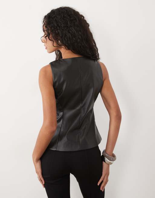 Miss Selfridge faux leather button through waistcoat in black, 4 of 4