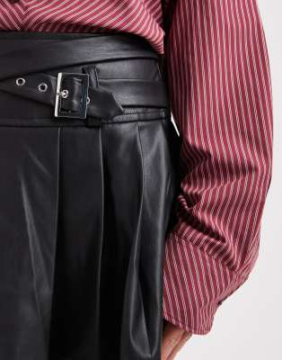 Miss Selfridge Faux Leather Pleated Kilt With Buckles In Black
