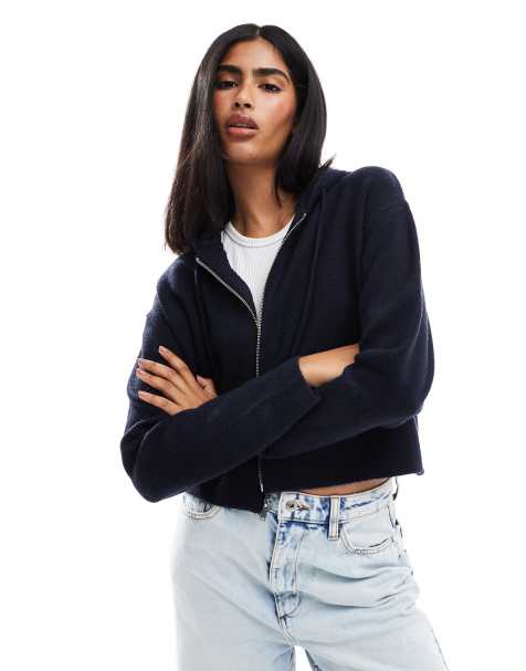 Miss Selfridge - Felpa con cappuccio taglio corto in maglia blu navy con zip - view 1