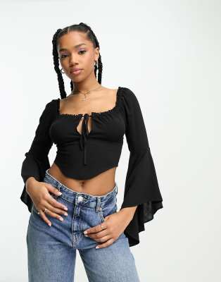black puff sleeve tie front crop top