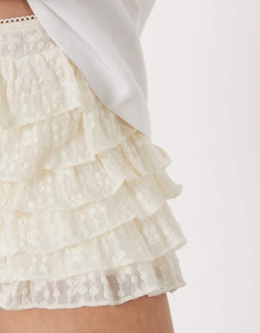 Miss Selfridge festival ruffle lace micro shorts in cream, 5 of 5
