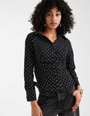 Miss Selfridge - Figurbetonte Bluse aus Popeline mit Punktemuster-Bunt
