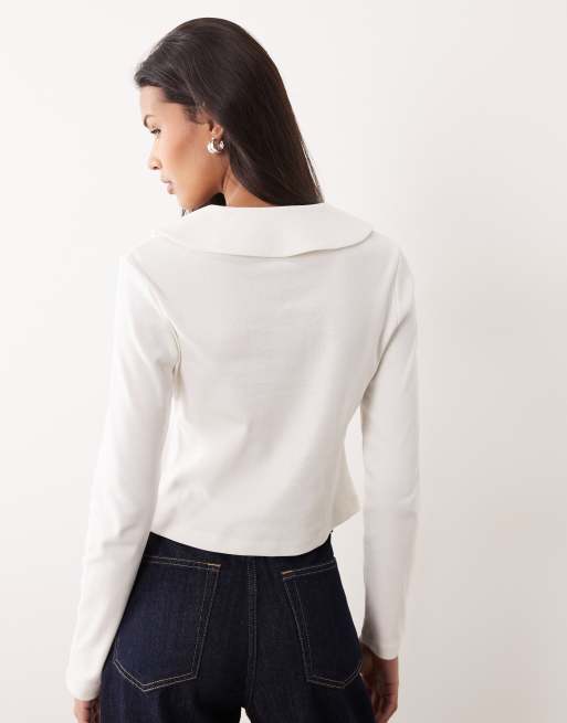 Miss Selfridge – Figurbetonte, gerippte Strickjacke in Cremeweiß mit Bubikragen, 4 von 4