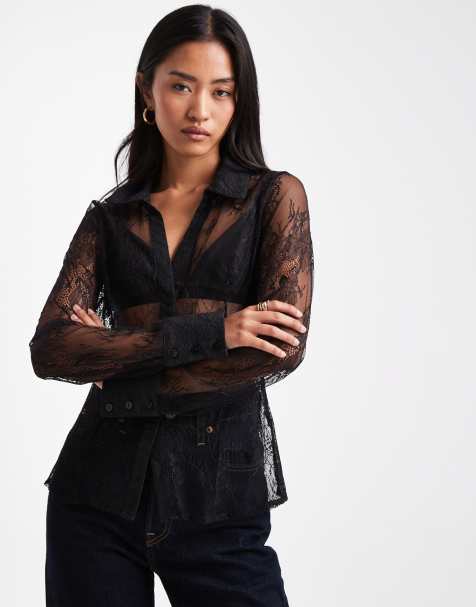 Miss Selfridge – Figurbetontes Spitzenhemd in Schwarz - view 1