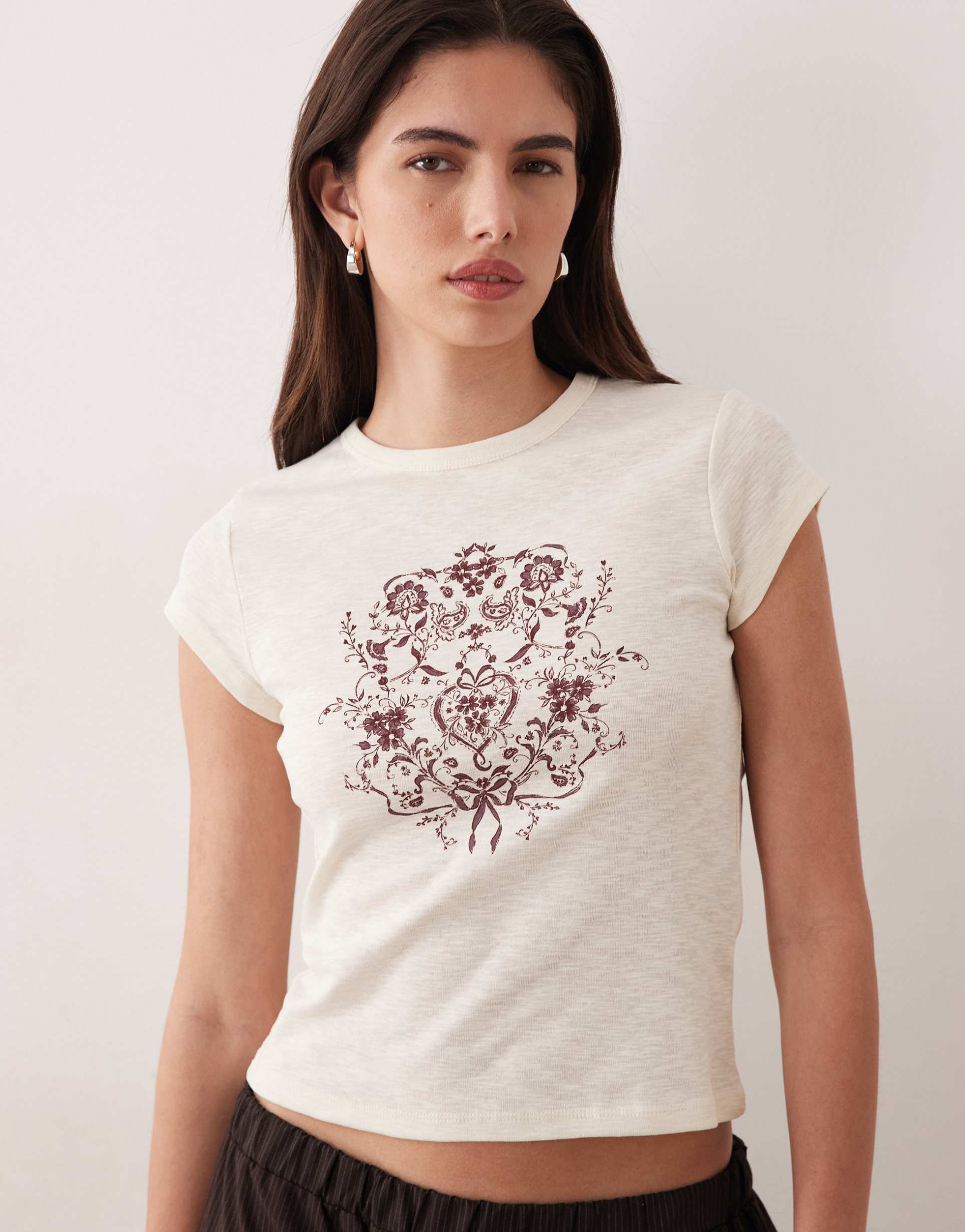 miss selfridge fitted slubby t-shirt with graphic in cream