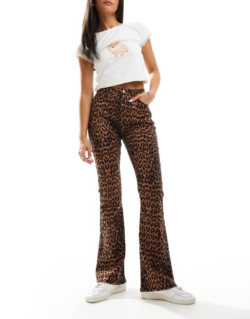 Miss Selfridge - Flared jeans in luipaardprint