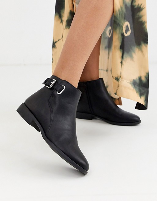 Miss Selfridge flat chelsea boots in black
