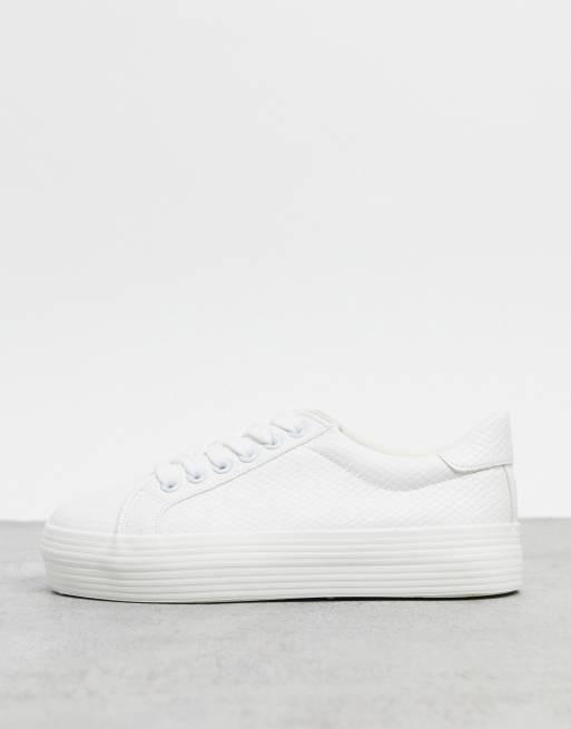 Miss Selfridge flatform trainers in white, 2 of 4