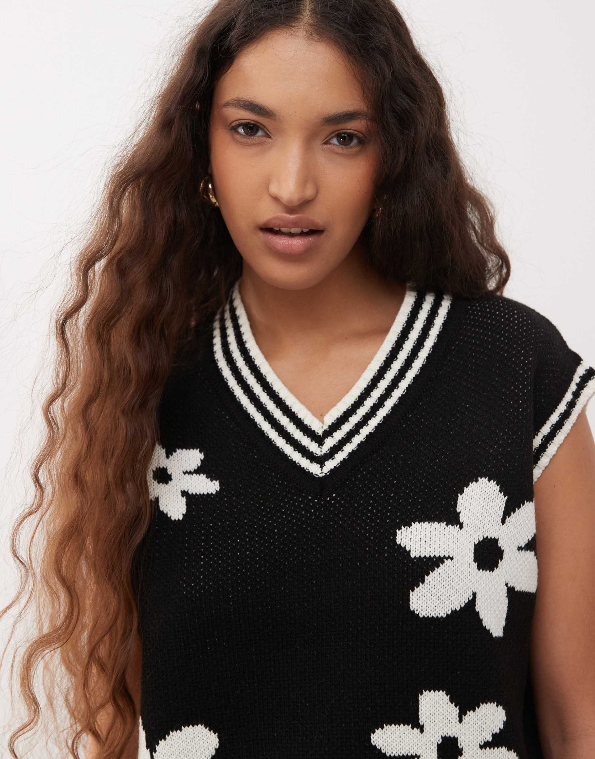 miss selfridge floral knit tank top