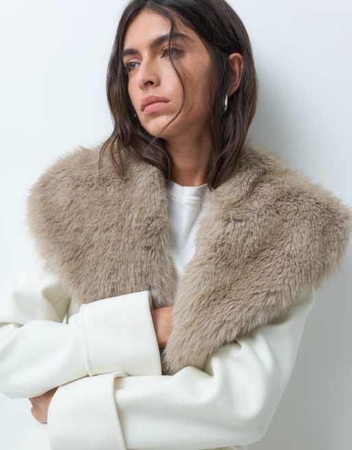 Miss Selfridge formal wrap coat with fur collar in cream, 2 of 5