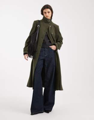 Miss Selfridge - Formeller Mantel in Khaki mit Stehkragen-Grün