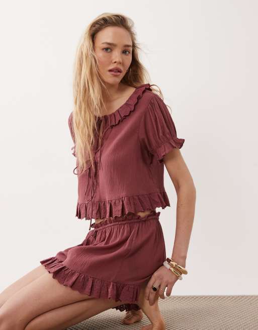 Miss Selfridge tie front short sleeve frill beach cover up set in burgundy, 3 of 3