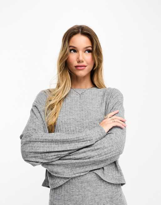 Miss Selfridge - Geborstelde behaaglijke geribbelde top met lange mouwen in grijs, deel van co-ord set 