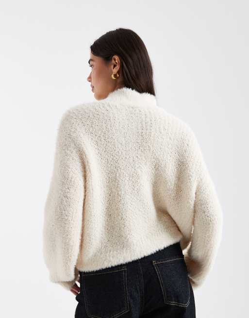 Miss Selfridge - Gebreid vest met strikdetail in crème, 2 van 4