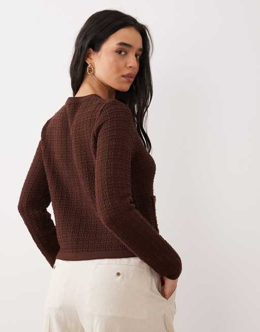 Miss Selfridge - Gebreid vest met textuur en knoopsluiting in chocoladebruin, 4 van 4