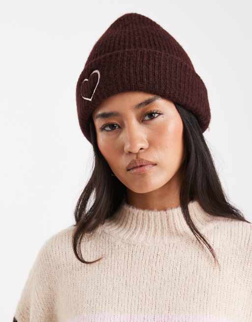 Miss Selfridge - Gebreide beanie met geborduurd hart in paars, 2 van 3