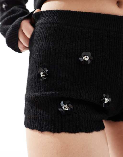 Miss Selfridge - Gebreide bootyshorts met versiering in zwart, deel van co-ord set, 5 van 5