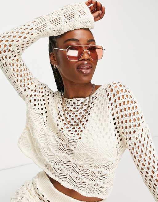 Miss Selfridge - Gehaakte crop top in crème 