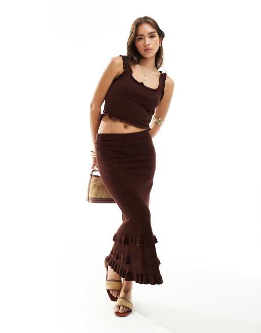 Miss Selfridge - Gehaakte maxirok met ruches in chocoladebruin, deel van co-ord set