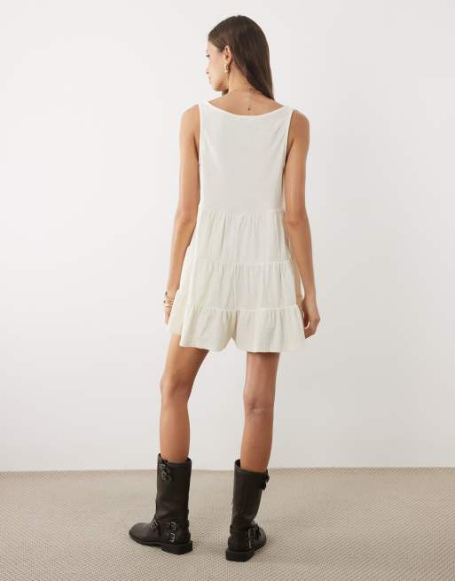 Miss Selfridge gelaagde jersey playsuit in crème, 4 van 4