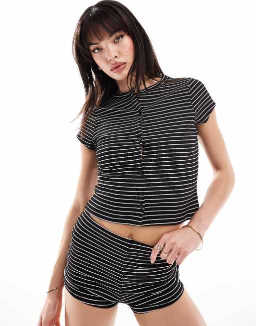 Miss Selfridge - Geribbeld gestreept vest met korte mouwen in zwart en wit, deel van co-ord set