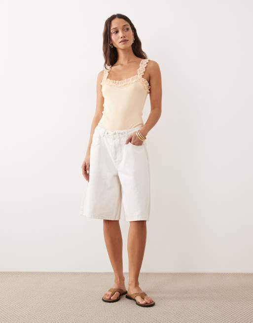 Miss Selfridge - Geribbelde body met kanten ruches in perzikkleur, 4 van 4