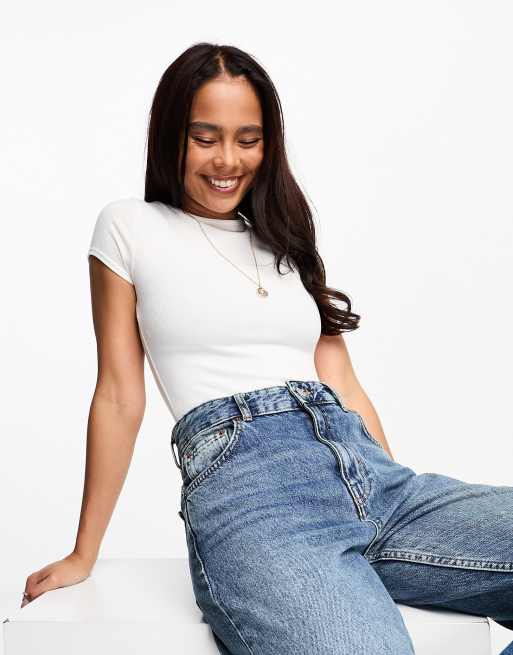 Miss Selfridge - Geribbelde bodysuit met korte mouwen in wit
