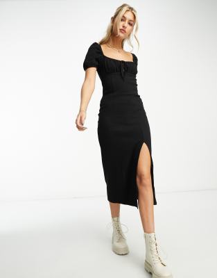 Miss Selfridge - Geribbelde midi jurk met pofmouwen in zwart