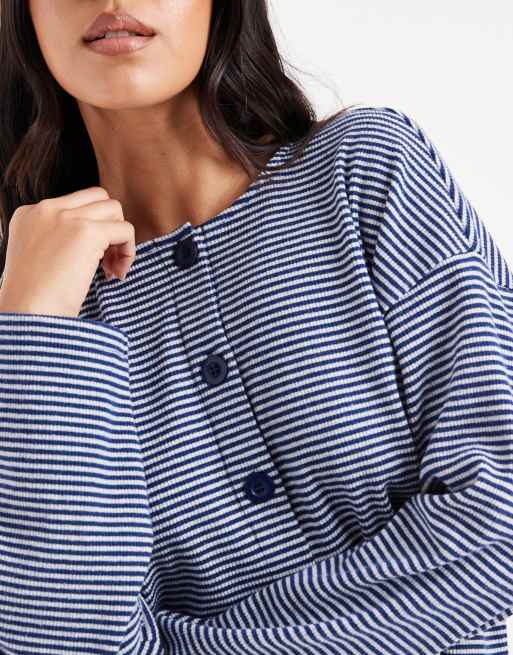 Miss Selfridge – Gerippte, angeraute Strickjacke in Marineblau gestreift, Kombiteil, 3 von 4