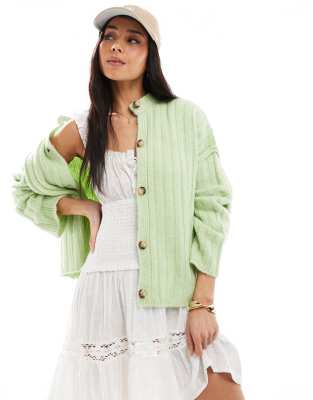 Miss Selfridge - Gerippte Oversize-Strickjacke in Matcha-Grün-Lila