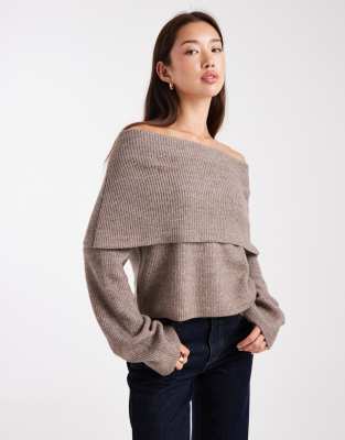 Miss Selfridge - Geripptes Oberteil in Mokka mit breitem Bardot-Umschlag-Brown
