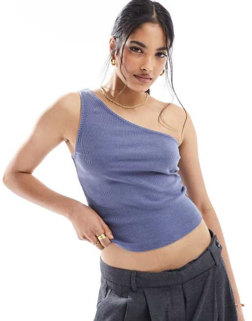 Miss Selfridge – Geripptes Oberteil in verwaschenem Blau mit One-Shoulder-Träger